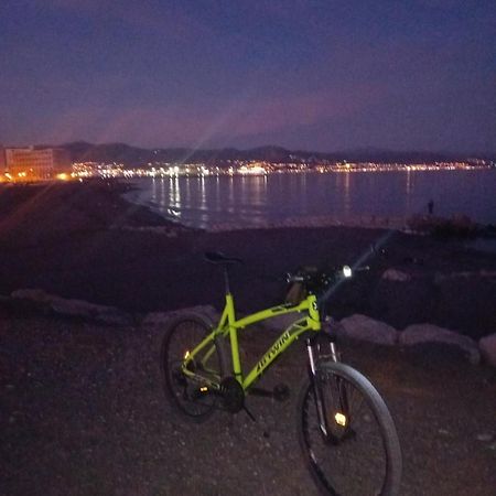 Apto A 5 Min A Pie De La Playa Malaga Zewnętrze zdjęcie